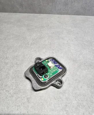 BMW 3 F30 F35 F31 LED ballast control module 19966000