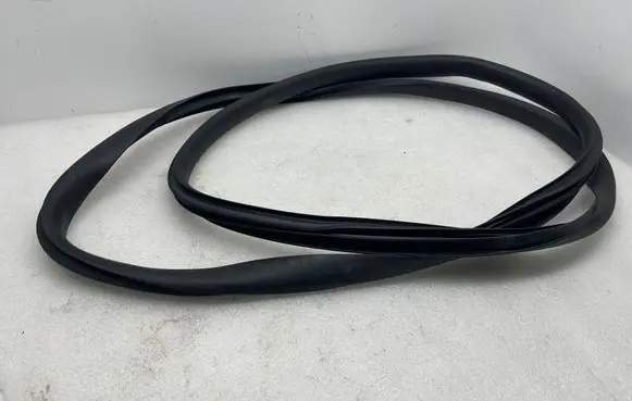 Tesla Model Y Front door rubber seal 14976737400D