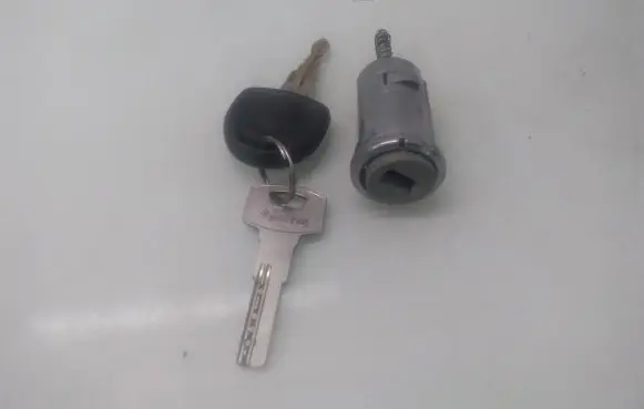 Opel Zafira A Ignition lock