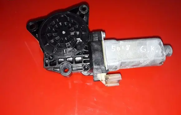 KIA Carens II Rear door window regulator motor F00S1A3295