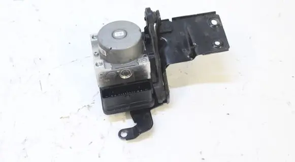 Seat Leon (5F) Master brake cylinder 5Q0614517CT