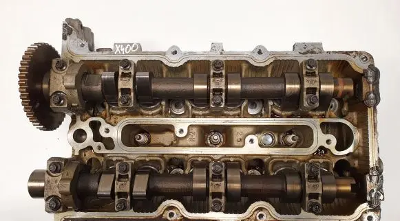 Jaguar X-Type Engine head RF1R8E-6090-A20E