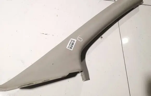 Ford Focus (C) pillar trim 4m51a03198ejw 4m51-a03198-ejw