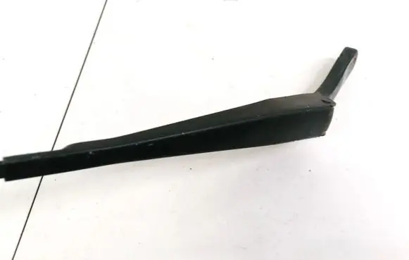 Ford Mondeo Mk III Front wiper blade arm 1s7117526dc