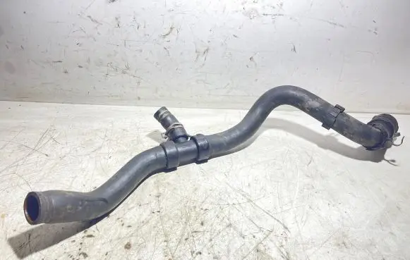 Volvo V70 Engine coolant pipe/hose S4000238