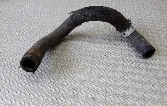 Toyota Yaris Engine coolant pipe/hose