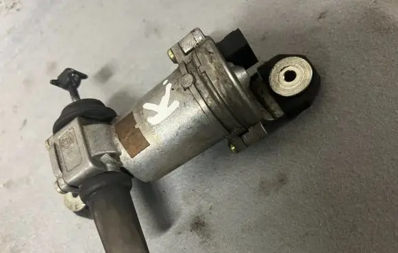 Mercedes-Benz ML W163 Vent window/glass motor 