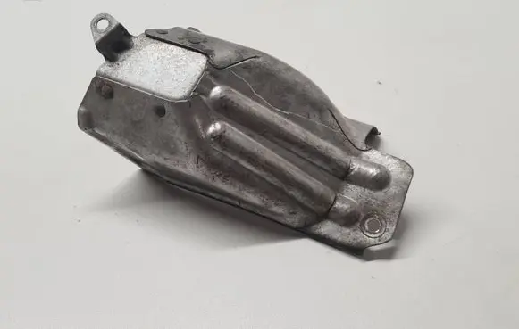 BMW 1 E82 E88 Heat shield in engine bay 7800661
