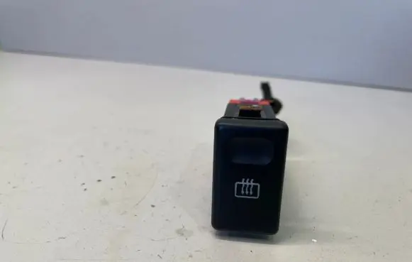 Windscreen/window heater switch