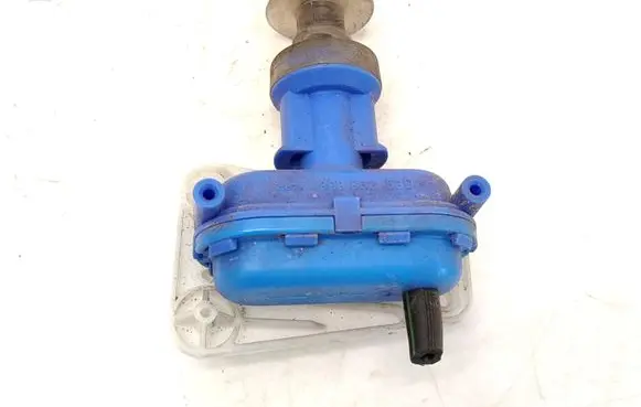 Audi 80 90 S2 B4 Central locking vacuum pump 893862123 893862153D