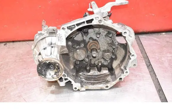 Volkswagen PASSAT B6 Manual 6 speed gearbox JCX