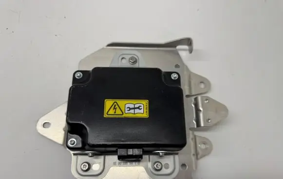 Mercedes-Benz GLK (X204) Voltage converter inverter A1669820020 A2045840047 A2045450947