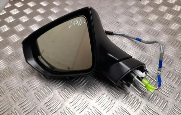 Front door electric wing mirror