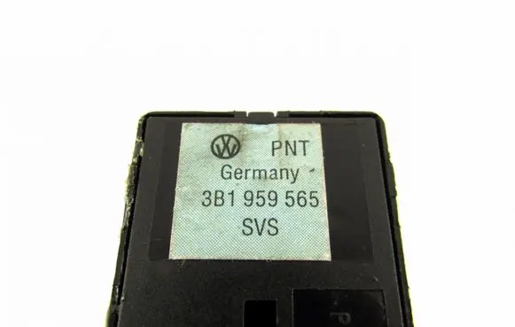 Volkswagen PASSAT B5 Wing mirror switch 3B1959565