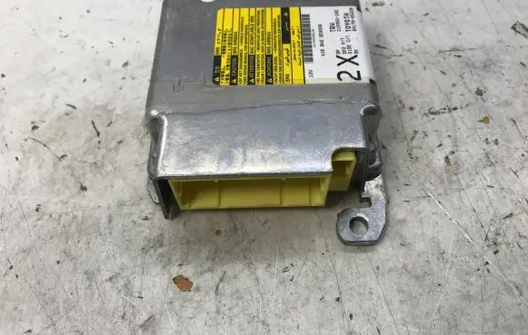 Toyota Avensis T250 Airbag control unit/module 215955102 8917005220