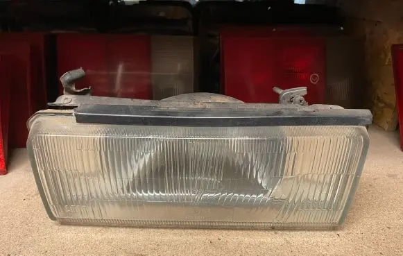 Mazda 626 Headlight/headlamp 0013371