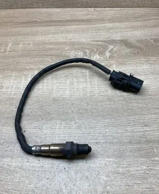BMW 5 E60 E61 Lambda probe sensor 7791592 0281004019