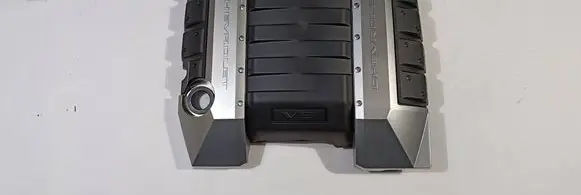Chevrolet Camaro Engine cover (trim)