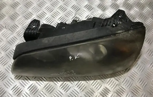 Hyundai Elantra Headlight/headlamp