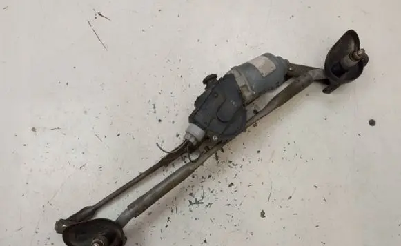 Dodge Caliber Front wiper linkage and motor