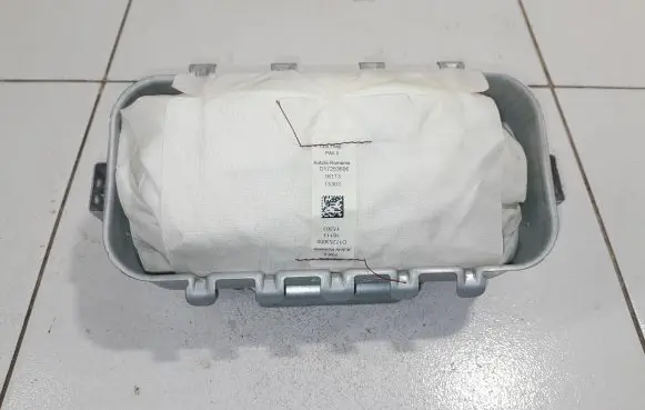 Ford S-MAX Passenger airbag EM2BR044A74AB