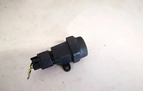 Honda Civic Fuel cut-off switch wqt100030