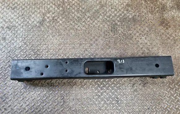 Cadillac Escalade Gearbox mounting bracket 1034471AA