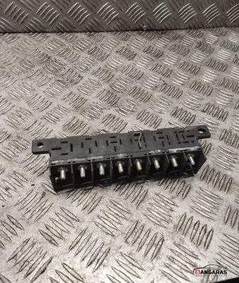 Audi A4 S4 B5 8D Fuse module 4a0941822