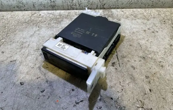 Toyota Yaris Cross Other control units/modules 892210DA70