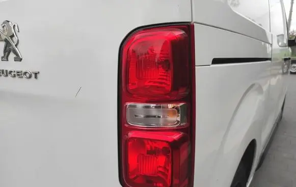 Peugeot Expert Rear/tail lights 9808243080