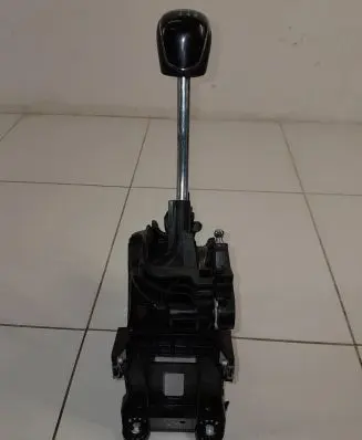Ford S-MAX Gear shifter/selector 00096899 150706 E1GR7C453CKB
