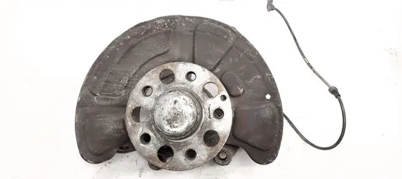 Mercedes-Benz E W212 Front wheel hub