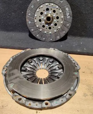 Hyundai i40 Clutch pressure plate HDC131