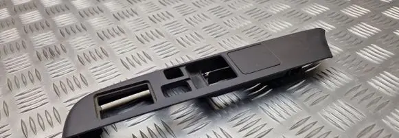 Nissan King Cab, Navara Front door window switch trim 80961VJ400 VJ410