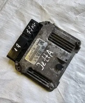 Volkswagen Jetta V Engine control unit/module 03G906021KH 1039S16960 81013226