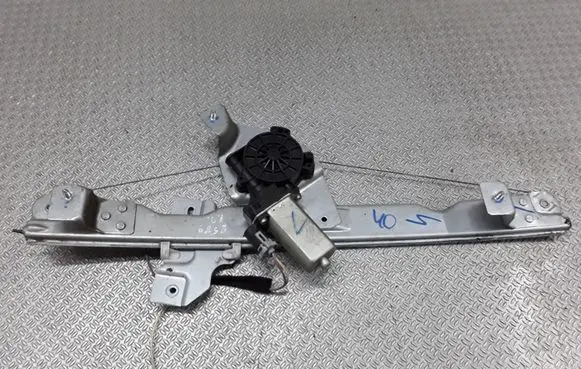 Renault Sandero I Front door window regulator with motor 807202145R