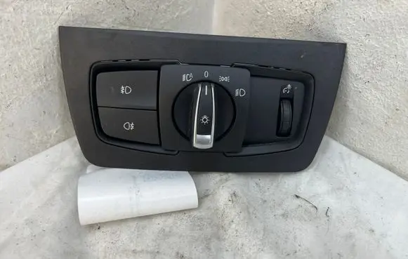 BMW 4 F32 F33 Light switch 684751201