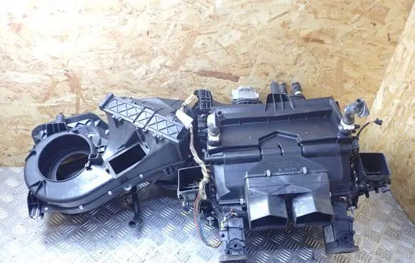 Interior heater climate box assembly