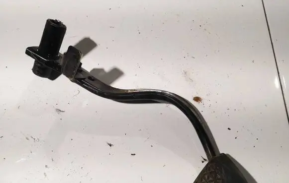 Opel Vectra C Clutch pedal 040313004514