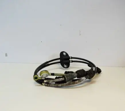 Ford Kuga II Gear shift cable linkage F1DR7E395GB