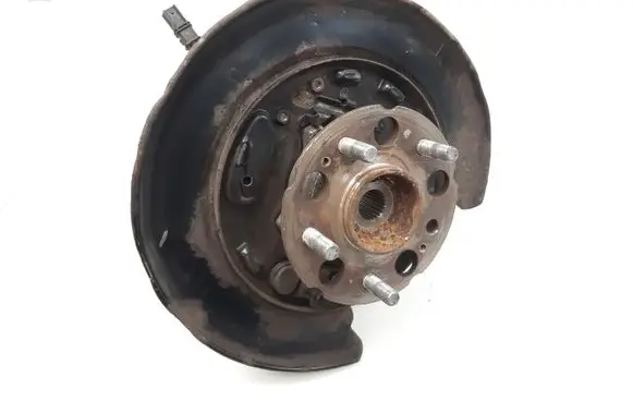 Honda CR-V Rear wheel hub