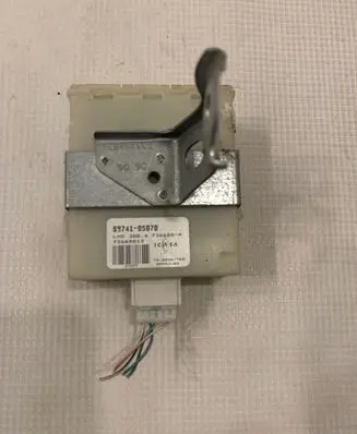 Toyota Avensis T250 Door central lock control unit/module 8974105070 736680A
