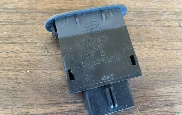 KIA Sorento Fuel tank opening switch 935503E020