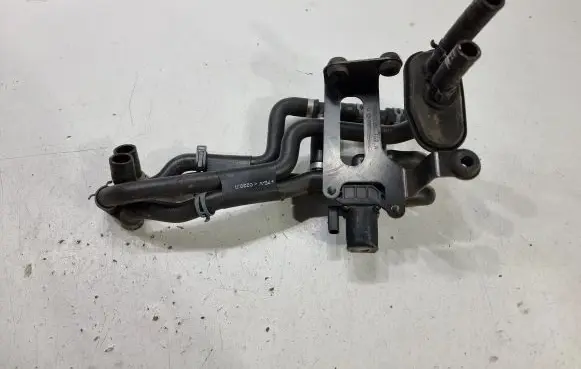 Audi Q5 SQ5 Engine coolant pipe/hose 8K0819345F 8R0261153A