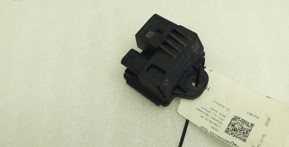 BMW 1 F20 F21 Glow plug pre-heat relay 8570087