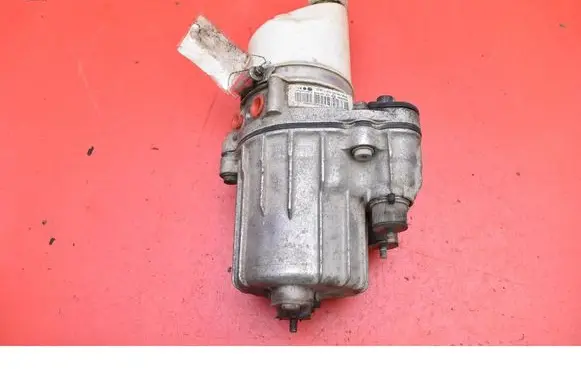 Opel Astra H Power steering pump 13292554