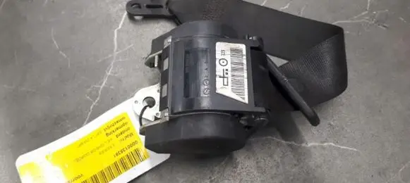 BMW 3 E90 E91 Seat belt trim 0606019700