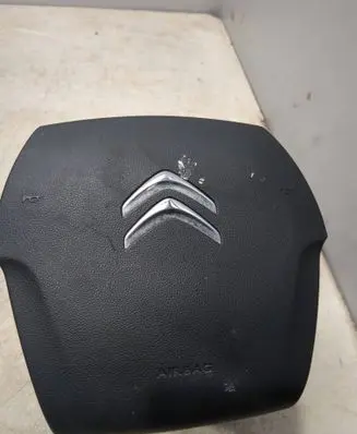 Steering wheel airbag
