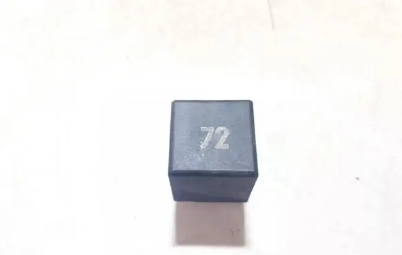 Volkswagen Golf II Other relay 191955529