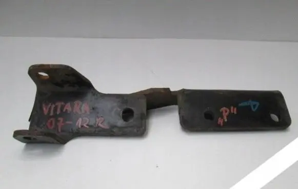 Suzuki Grand Vitara II Radiator mount bracket